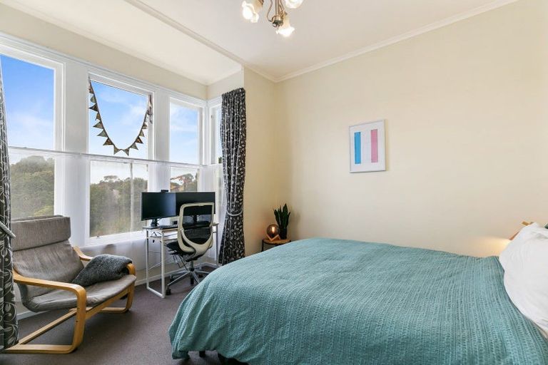 Photo of property in 84 Rolleston Street, Mount Cook, Wellington, 6021