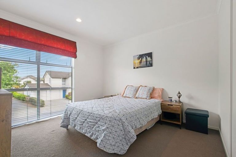 Photo of property in 35 Figaro Crescent, Takanini, 2112