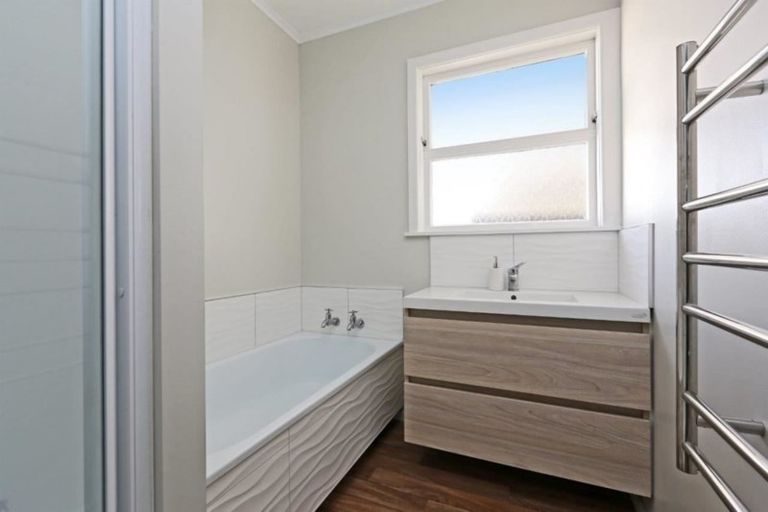 Photo of property in 910 Freyberg Street, Raureka, Hastings, 4120