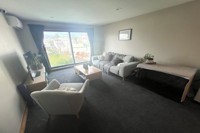 Photo of property in 165 Grant Road, Thorndon, Wellington, 6011