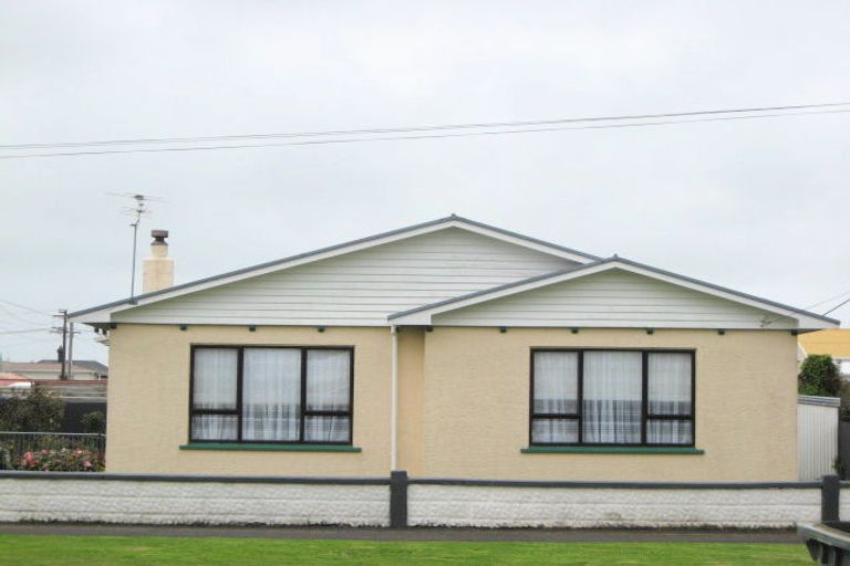 Photo of property in 8 Strange Street, Waitara, 4320