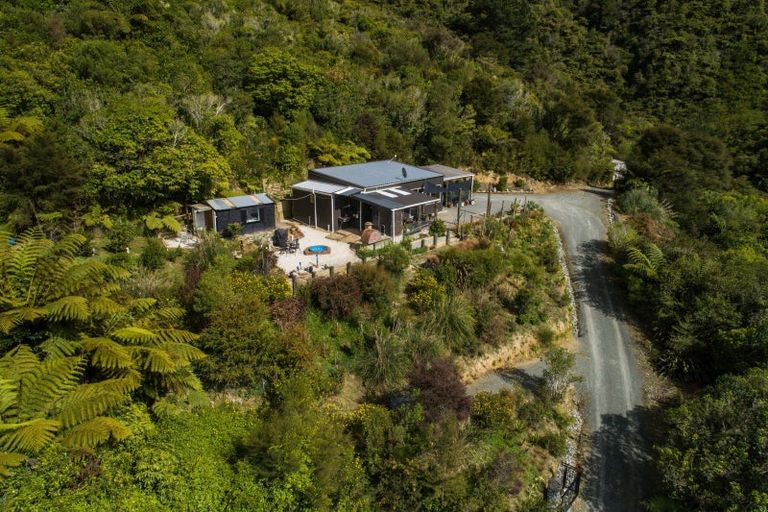 Photo of property in 59 Tirimoana Terrace, Anakiwa, Picton, 7281