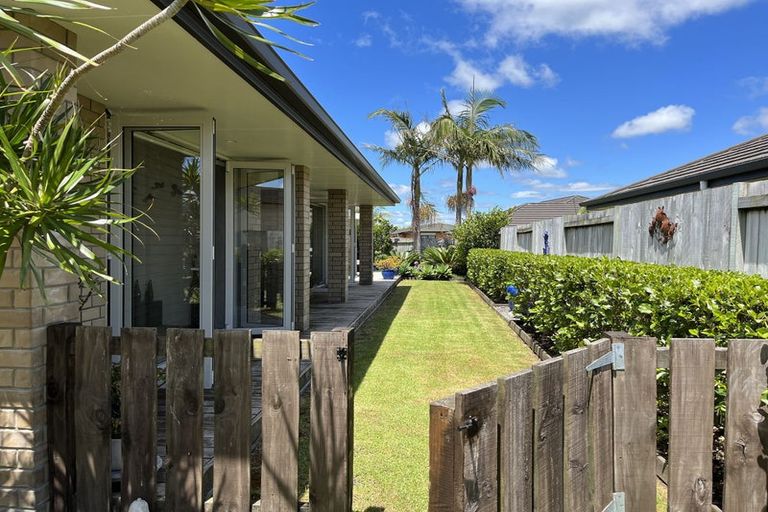Photo of property in 36 Plover Street, One Tree Point, 0118