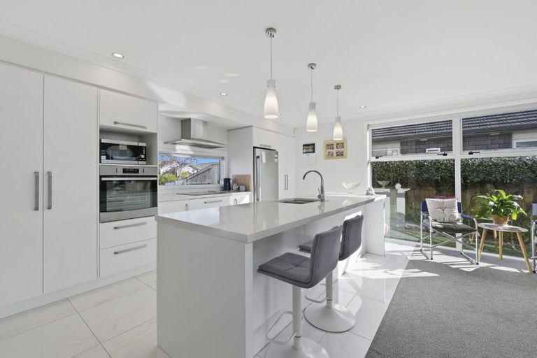 Photo of property in 9 Rotomanu Place, Pyes Pa, Tauranga, 3112
