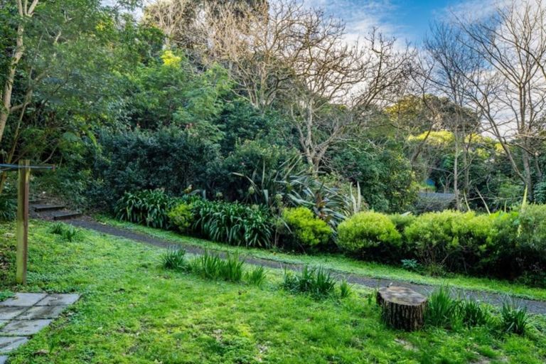 Photo of property in 66 Tilley Road, Paekakariki, 5034