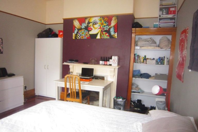 Photo of property in 52 Kilbirnie Crescent, Kilbirnie, Wellington, 6022