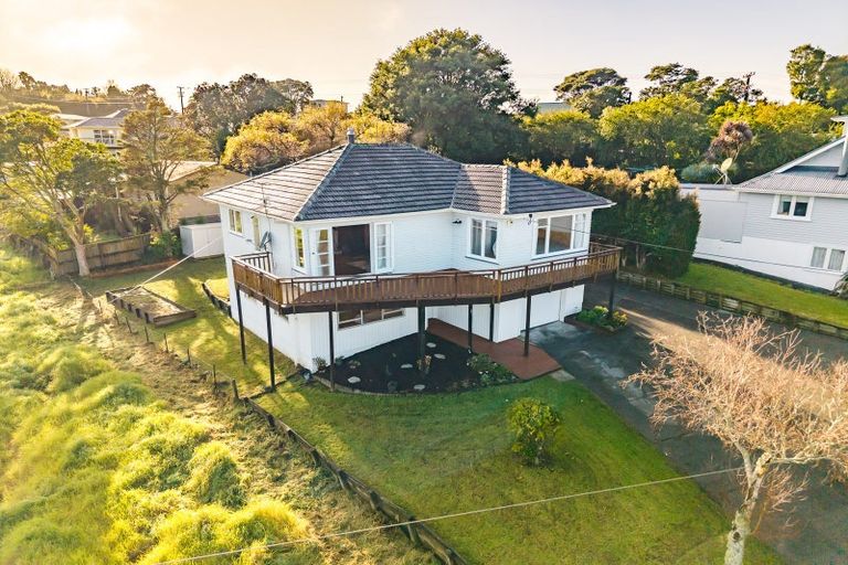 Photo of property in 7 Chamberlain Road, Massey, Auckland, 0614