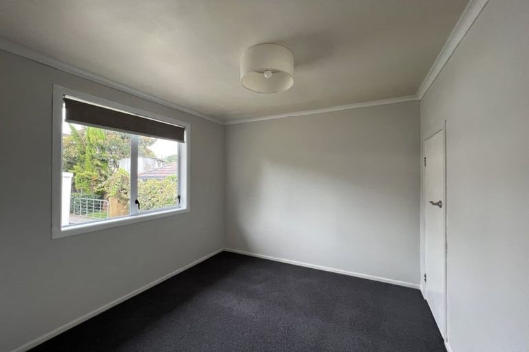Photo of property in 35 Seine Road, Forrest Hill, Auckland, 0620