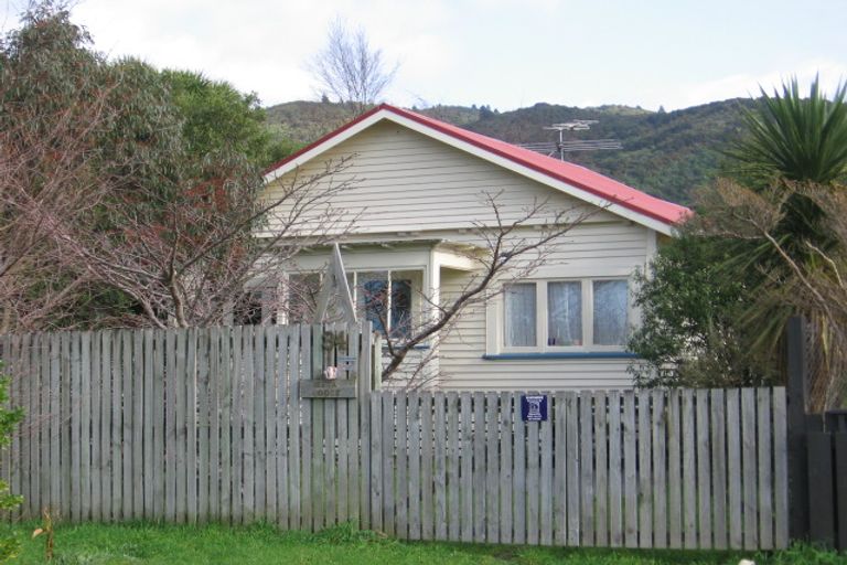 Photo of property in 34 Renall Street, Featherston, 5710