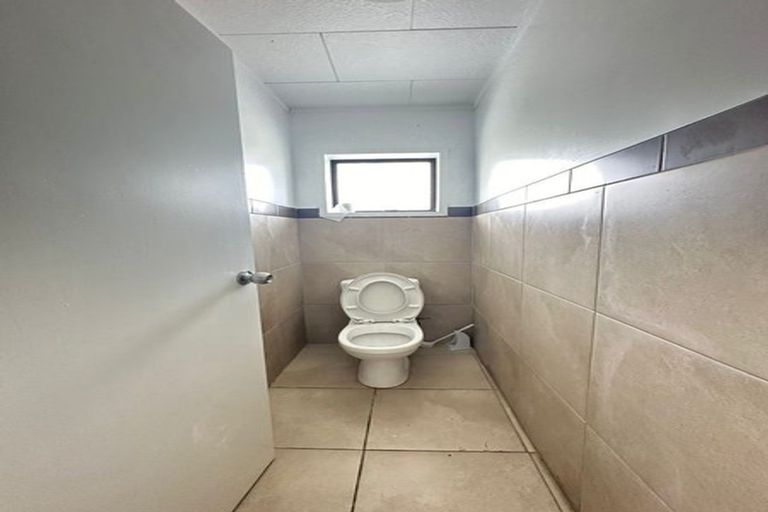 Photo of property in 30 Royal Road, Massey, Auckland, 0614