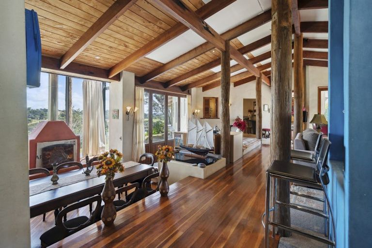 Photo of property in 90 Cedar Terrace, Stanmore Bay, Whangaparaoa, 0932