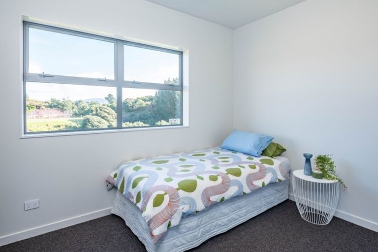 Photo of property in 14 Te Heke Place, Waikanae, 5036