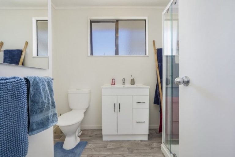 Photo of property in 18 Lloyd Drive, Nawton, Hamilton, 3200