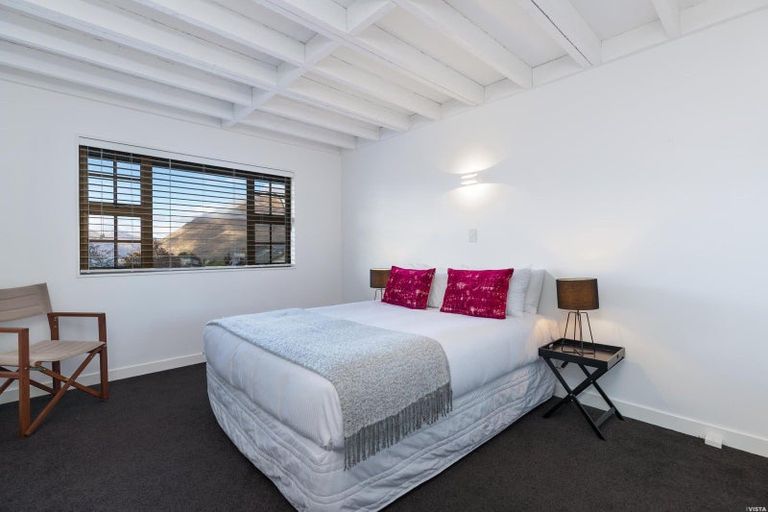 Photo of property in 136 Fernhill Road, Fernhill, Queenstown, 9300