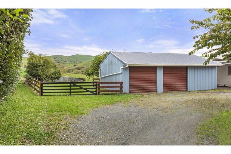 Photo of property in 853 Tahuroa Road, Morrinsville, 3371