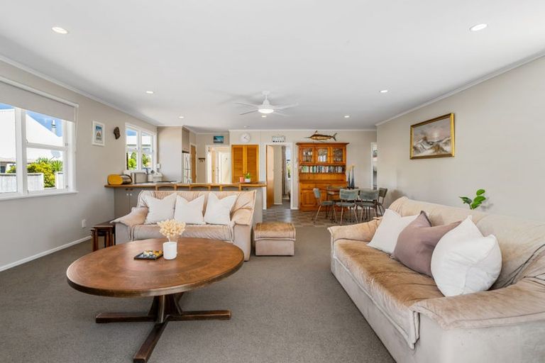 Photo of property in 21 Given Grove, Pauanui, Hikuai, 3579