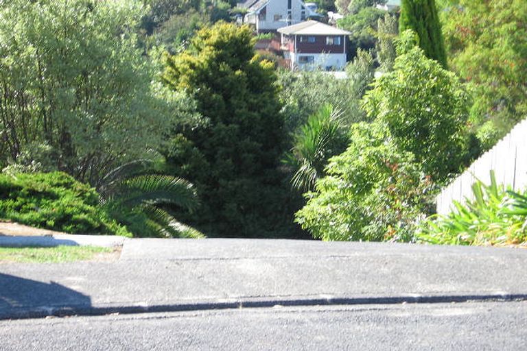 Photo of property in 2/11 Portobello Place, Torbay, Auckland, 0630