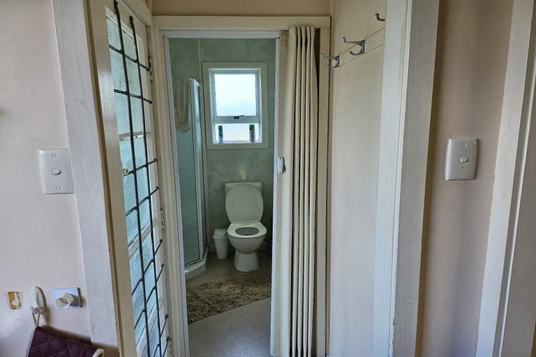 Photo of property in 1 Point Road, Mokau, 4376