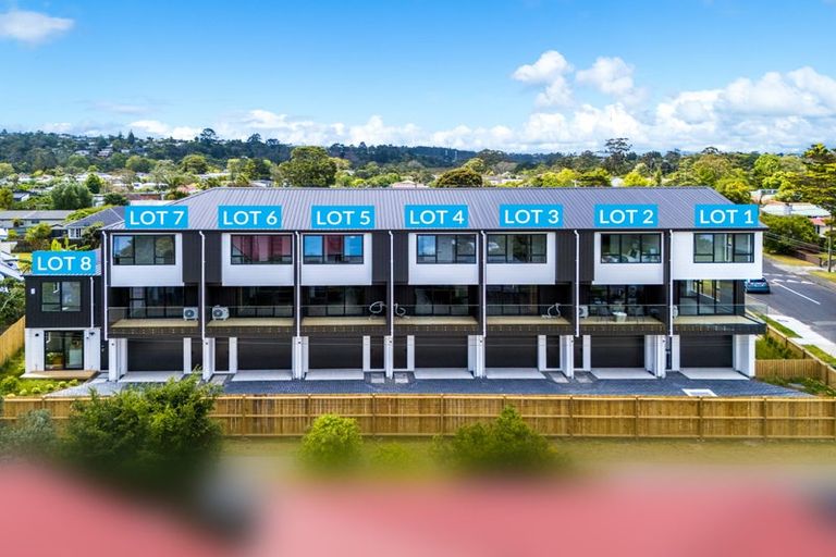 Photo of property in 36 Longburn Road, Henderson, Auckland, 0610