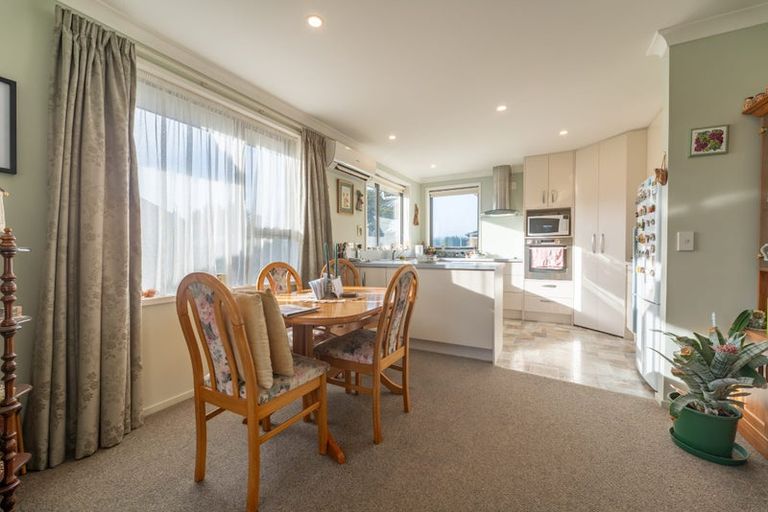 Photo of property in 94 Ronaldsay Street, Palmerston, 9430