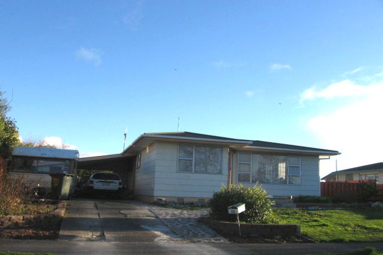 Photo of property in 20 Dunk Place, Milson, Palmerston North, 4414