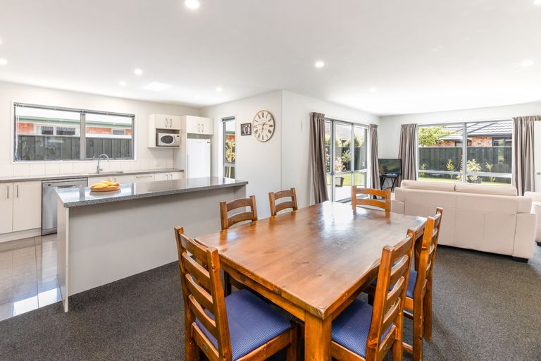 Photo of property in 50 Hakatere Road, Pegasus, 7612