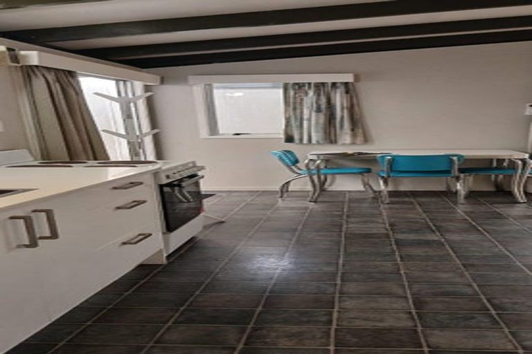 Photo of property in 109a Mokoia Road, Birkenhead, Auckland, 0626