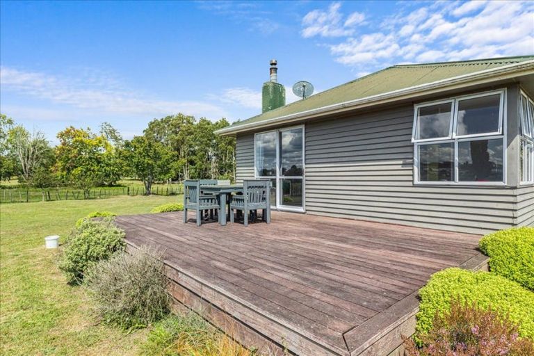 Photo of property in 77 Moa Street, Piopio, 3912