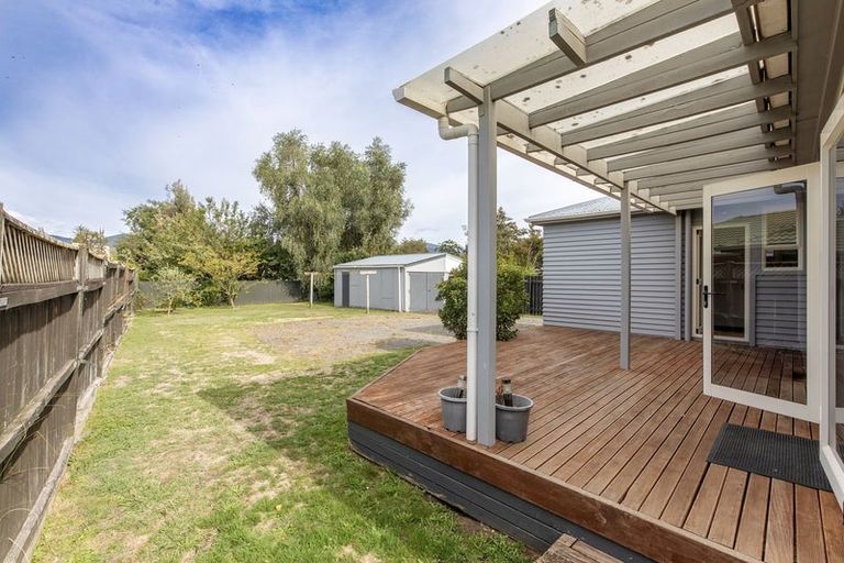 Photo of property in 174 Te Rangitautahanga Road, Turangi, 3334