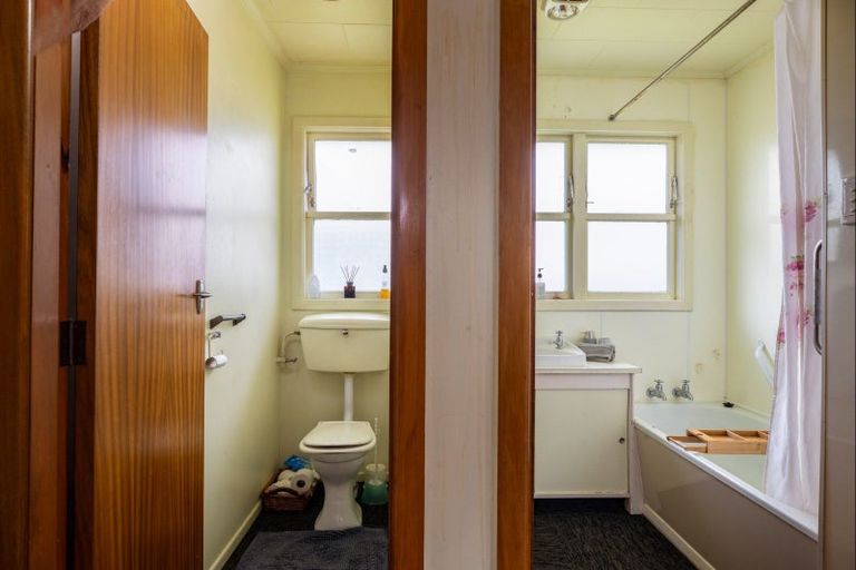 Photo of property in 113 Cracroft Street, Waitara, 4320