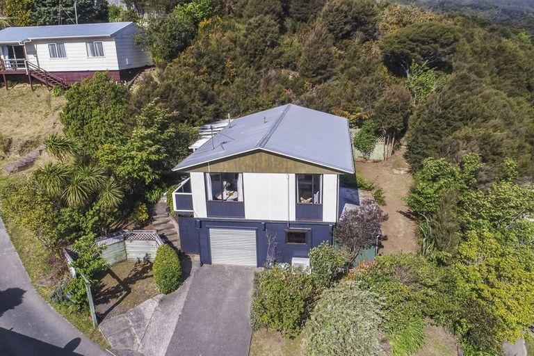 Photo of property in 83 Parkway, Wainuiomata, Lower Hutt, 5014