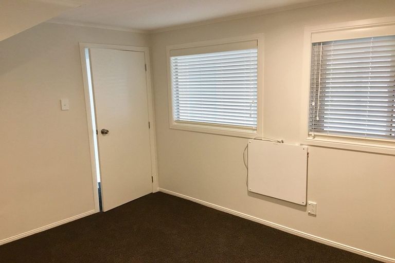 Photo of property in 23 Polandson Place, Opaheke, Papakura, 2113