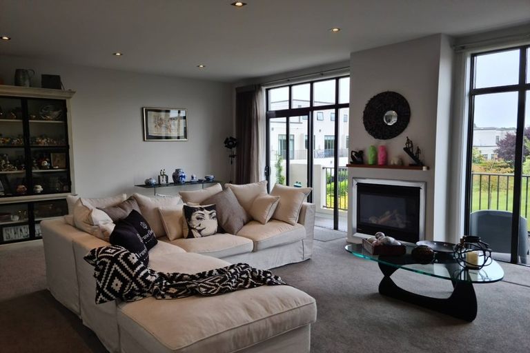 Photo of property in 8 Country Club Terrace, Northwood, Christchurch, 8051