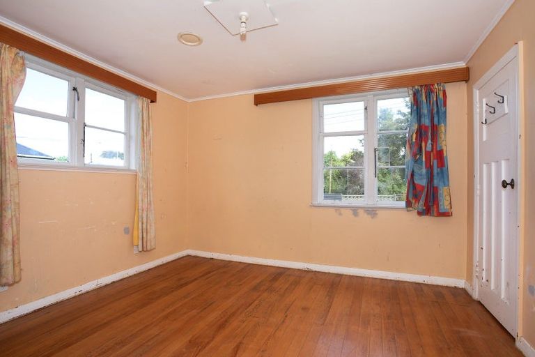 Photo of property in 4 Station Road, Hunterville, 4730