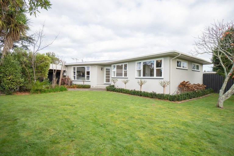 Photo of property in 2 Purnell Court, Awapuni, Palmerston North, 4412