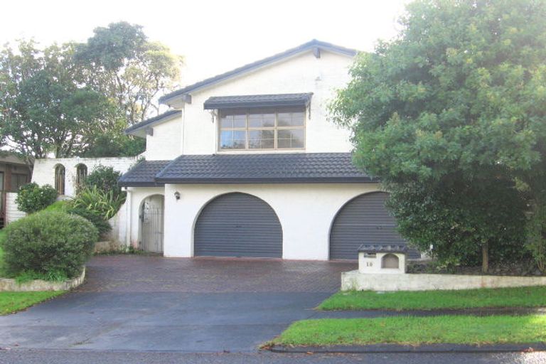 Photo of property in 18 Caithness Place, Farm Cove, Auckland, 2012