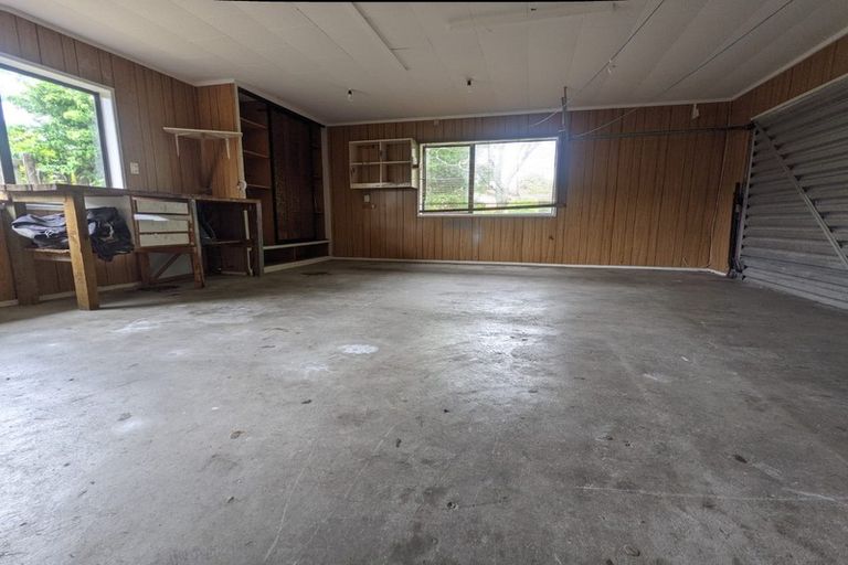 Photo of property in 2 Ti Nana Crescent, Henderson, Auckland, 0610