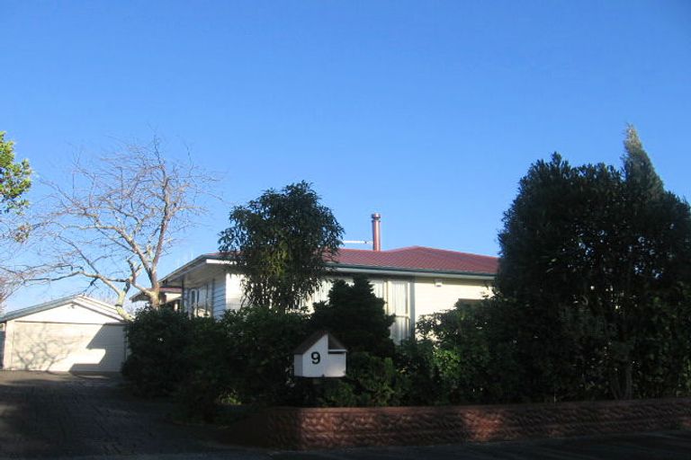 Photo of property in 9 Clausen Street, Takaro, Palmerston North, 4412