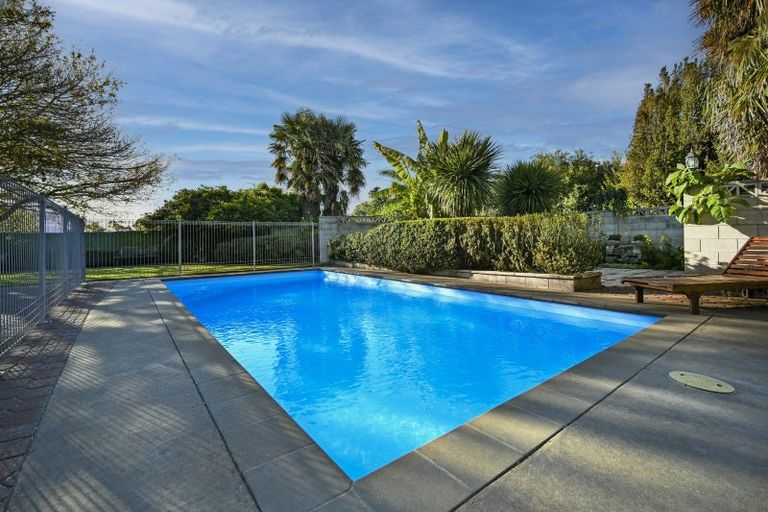 Photo of property in 36 Kaiapo Road, Camberley, Hastings, 4120