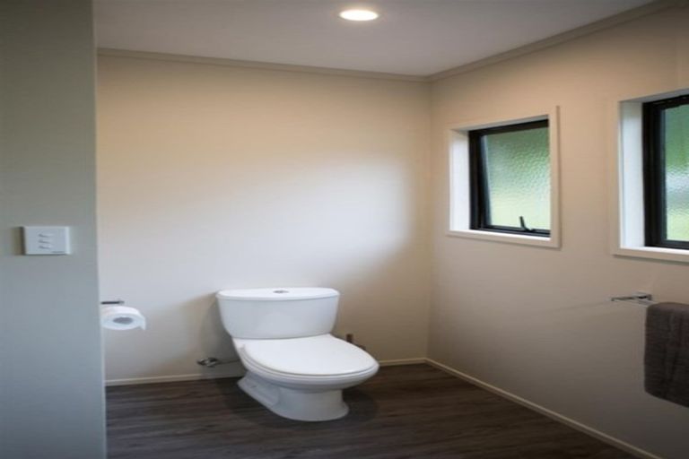 Photo of property in 54 Puriri Glade, Maungaturoto, 0588