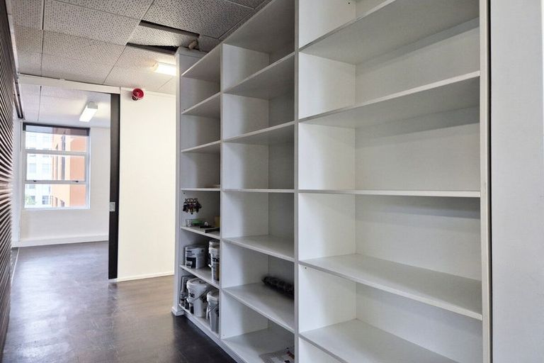 Photo of property in Molesworth House, 9/101a Molesworth Street, Thorndon, Wellington, 6011