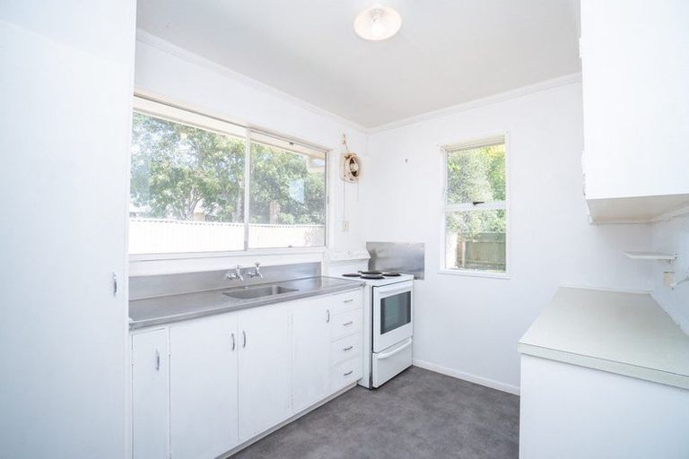 Photo of property in 4/10 Kowhai Avenue, Takaro, Palmerston North, 4410