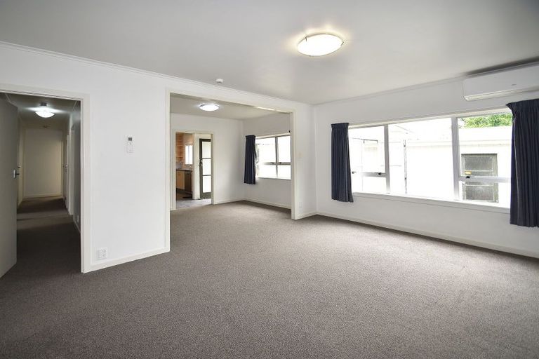 Photo of property in 13 Abel Tasman Avenue, Henderson, Auckland, 0610