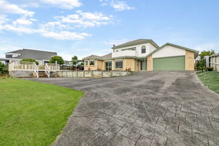 Photo of property in 22 Clansman Terrace, Gulf Harbour, Whangaparaoa, 0930
