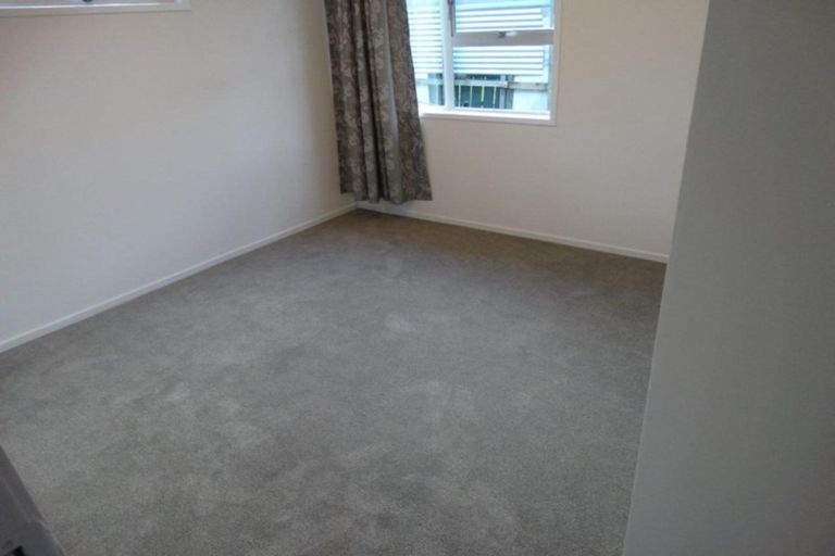 Photo of property in 31 Universal Drive, Henderson, Auckland, 0610