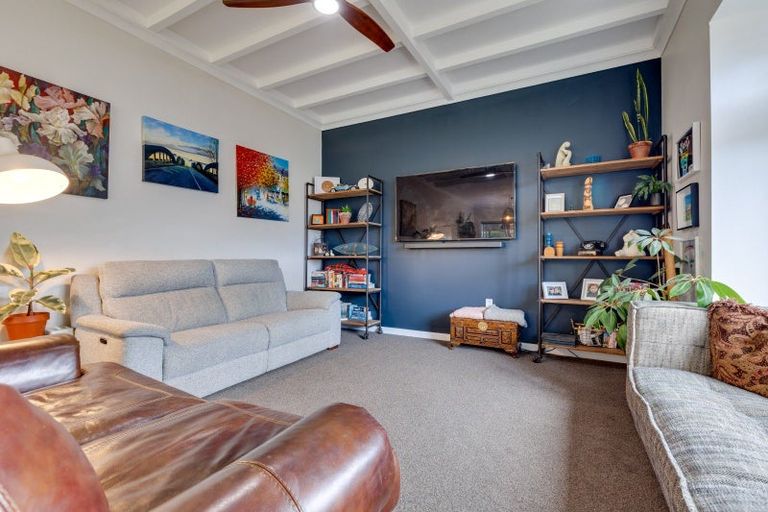 Photo of property in 24 Tararua Street, Pahiatua, 4910