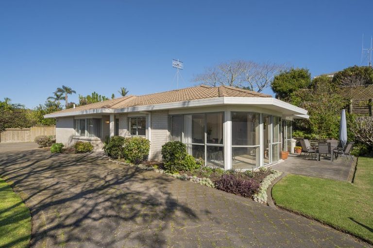 Photo of property in 10 Laburnum Glen, Mount Maunganui, 3116