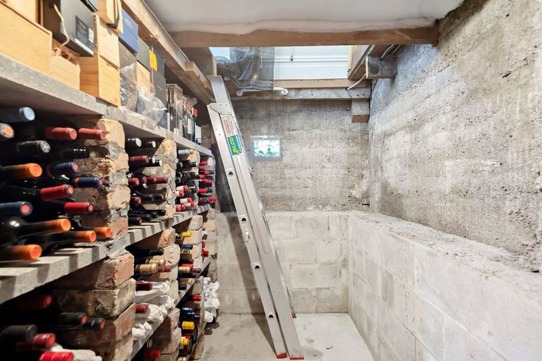 Photo of property in 2 Ruapehu Street, Mount Eden, Auckland, 1024