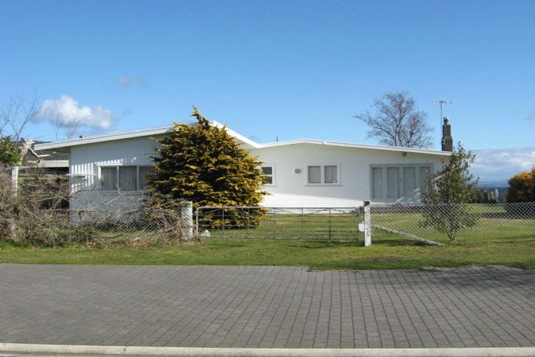 Photo of property in 20 Nisbet Terrace, Kinloch, Taupo, 3377