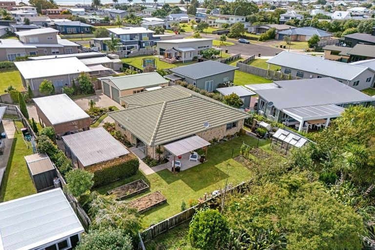 Photo of property in 14 Pacific Place, Whitianga, 3510